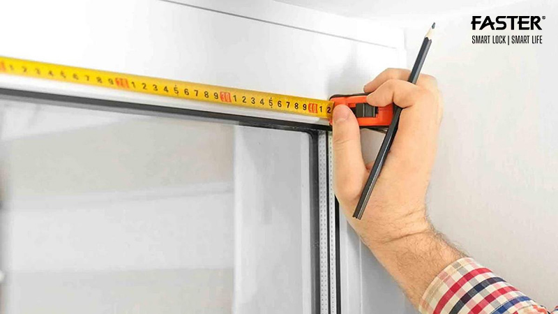 Những lưu ý khi lắp đặt khóa cửa đại sảnh